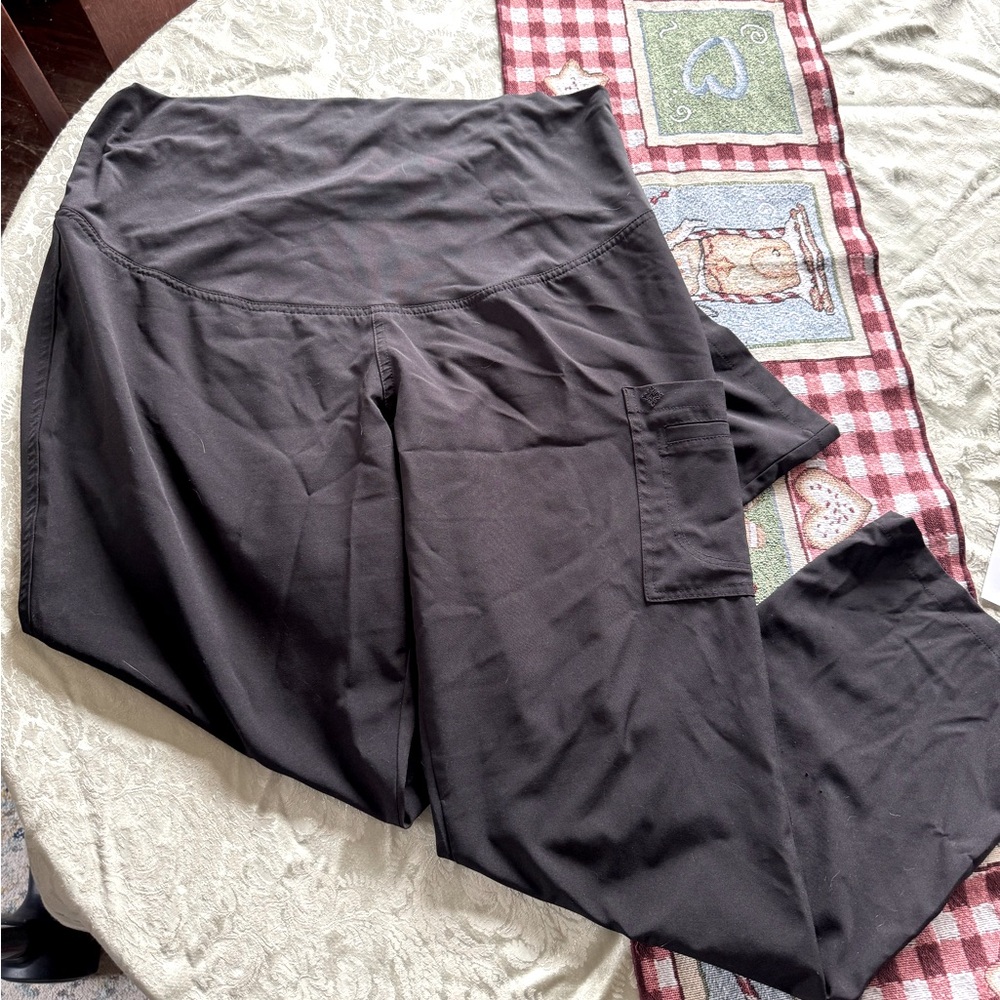 Med couture maternity black scrubs